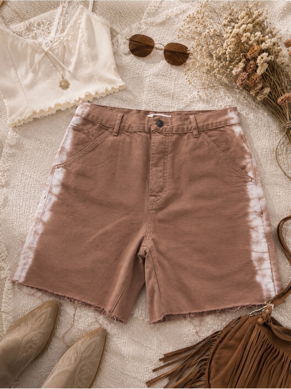 Latte High Waisted 90s Boyfriend Carpenter Shorts